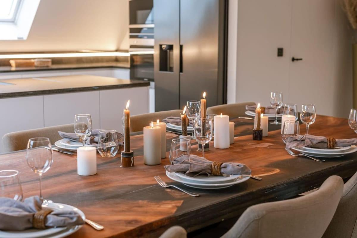 Huswell - Luxurious Apartment With Parking Бернем Экстерьер фото